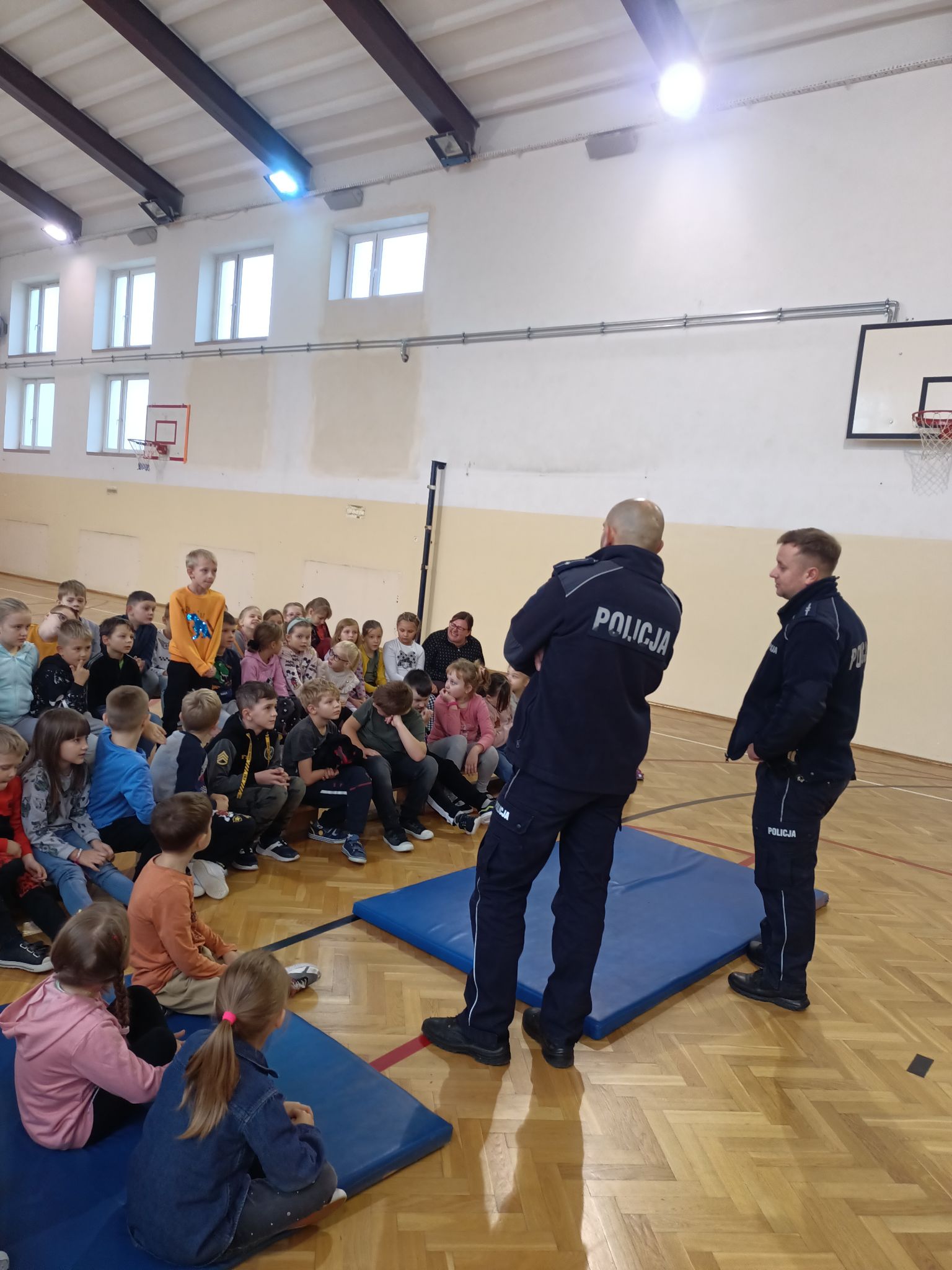 Policja